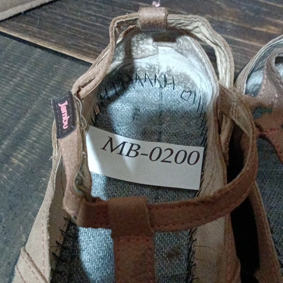 Shoes - Picture 5 of 5